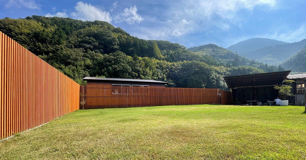 約200坪の天然芝のドッグラン